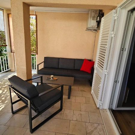Apartman Lejla Orebić Zewnętrze zdjęcie