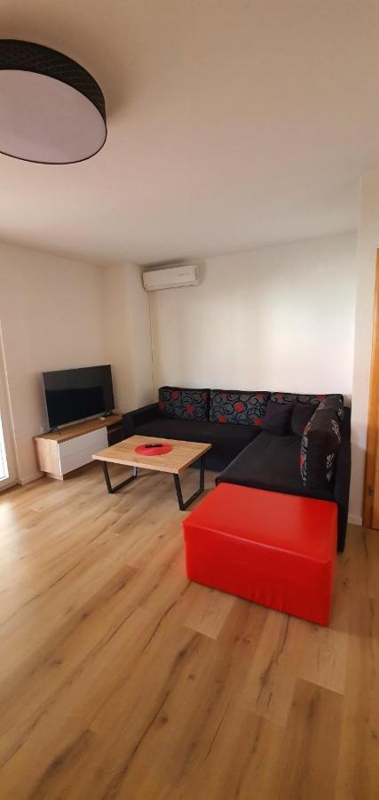 Apartman Lejla Orebić Zewnętrze zdjęcie