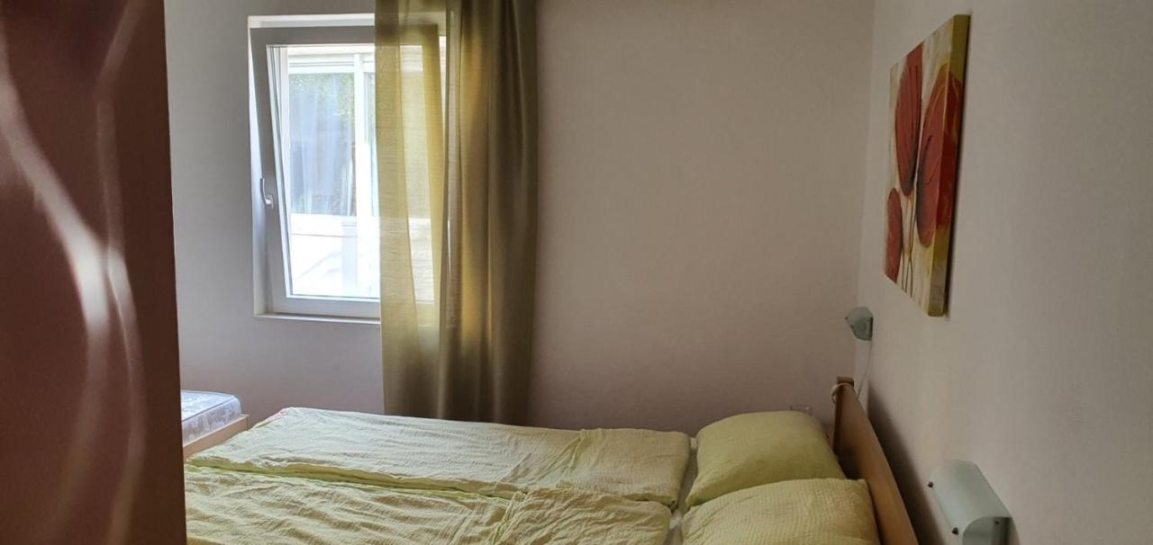 Apartman Lejla Orebić Zewnętrze zdjęcie