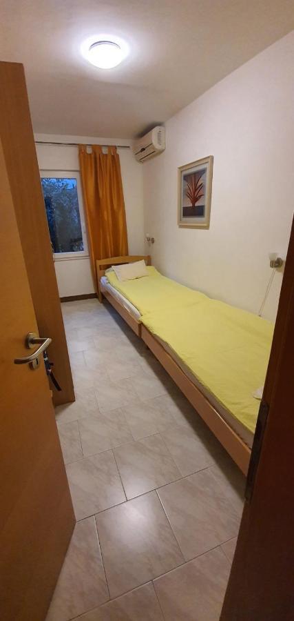 Apartman Lejla Orebić Zewnętrze zdjęcie